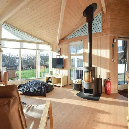 Three-bedroom Holiday In Juelsminde Sonderby (Midtjylland)